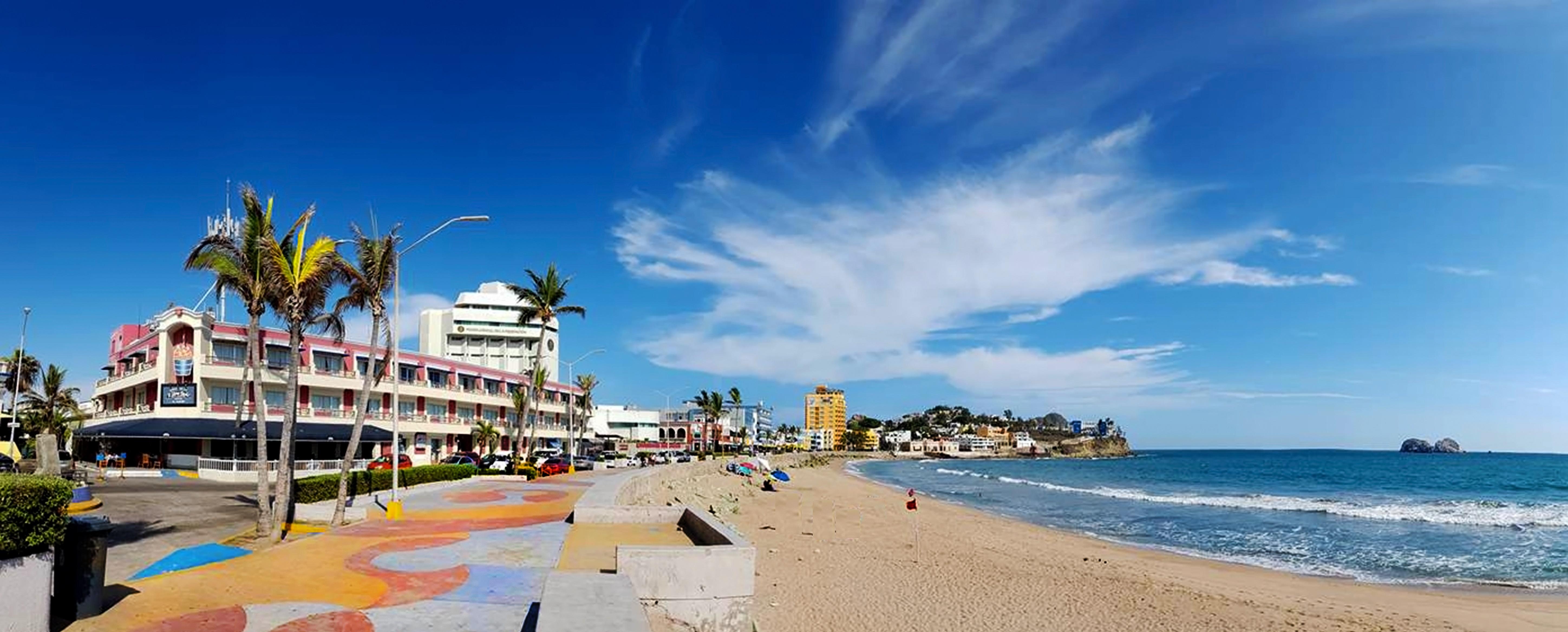 Hotel La Siesta Malecon Mazatlan Exterior photo