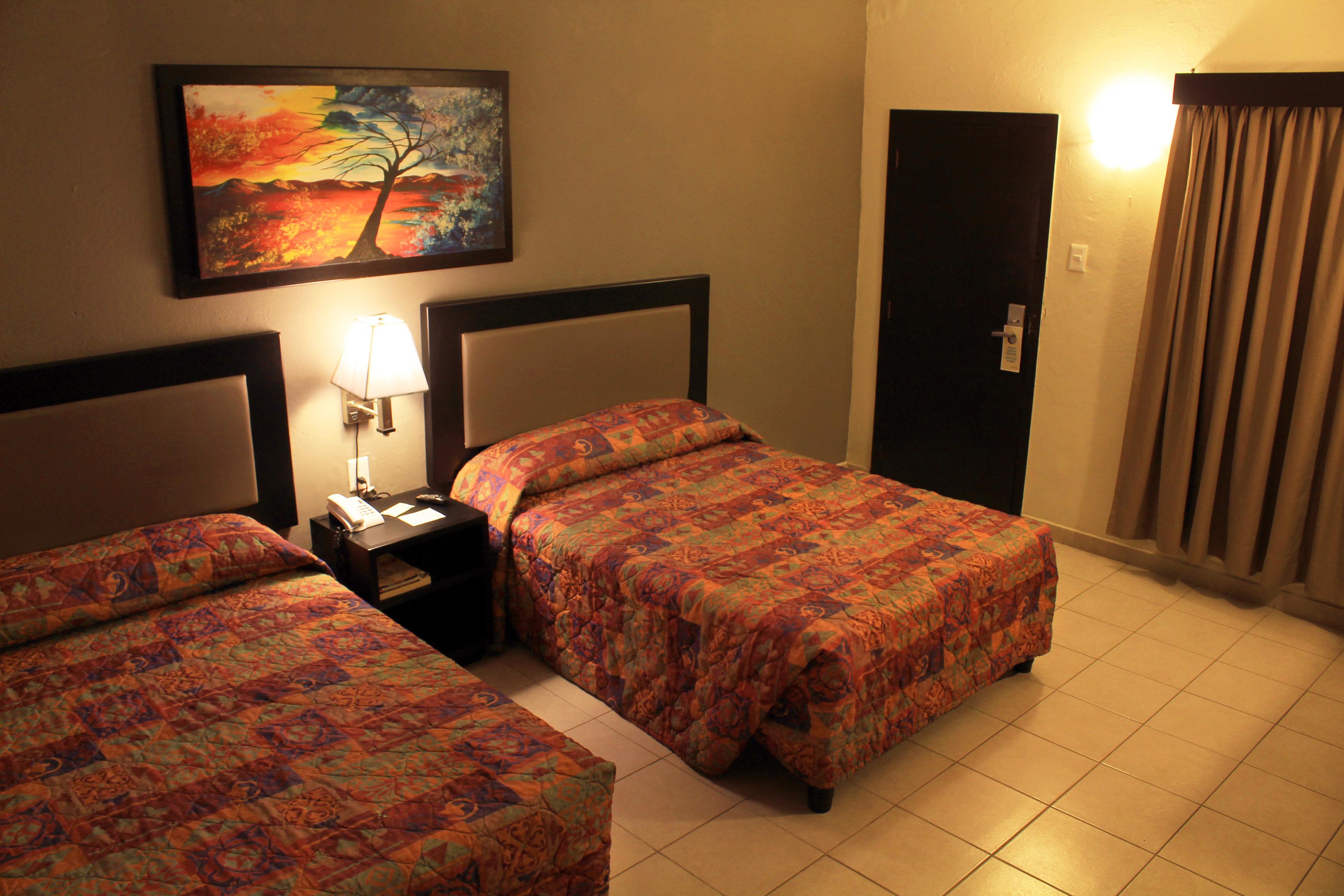 Hotel La Siesta Malecon Mazatlan Exterior photo